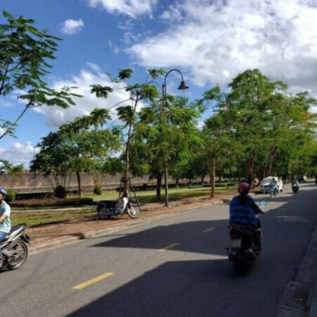 ???? Nhà 2 tầng view Đại Nội cực đẳng cấp và hiếm có Đặng Thái Thân giao nhau với Lê Huân ???? Nhà 2 tầng view Đại Nội cực đẳng cấp và hiếm có Đặng Thái Thân giao nhau với Lê Huân