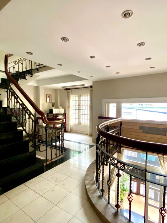 BIỆT THỰ LÊ QUANG ĐỊNH NGANG 9M 4 TẦNG 110M GIÁP BÌNH THẠNH CHỈ HƠN 9 TỶ