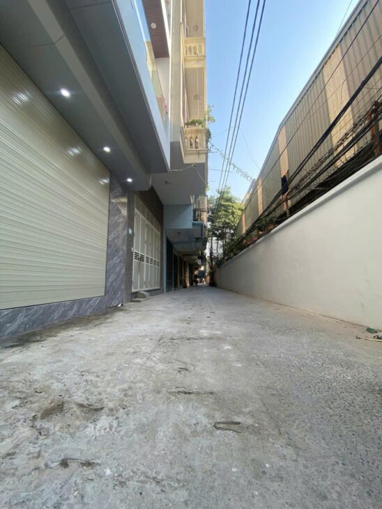 Bán nhà Chiến Thắng- Hà Đông,gần Học viện mật mã, Học viện bưu chính viễn thông, 5T, MT 5.8 m .