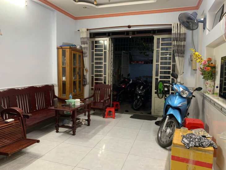 BÁN NHÀ Đường 48 80.4/140.8 2 4 5.5 tỷ Thủ Đức Hồ Chí Minh nhà nặt phố thuận tiện KD CÓ GIÒNG