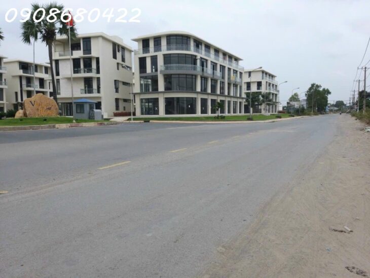 Mặt Tiền đường Bưng Ông Thoàn, P. Phú Hữu – Q9 ( đối diện Khu Villa Parrk )