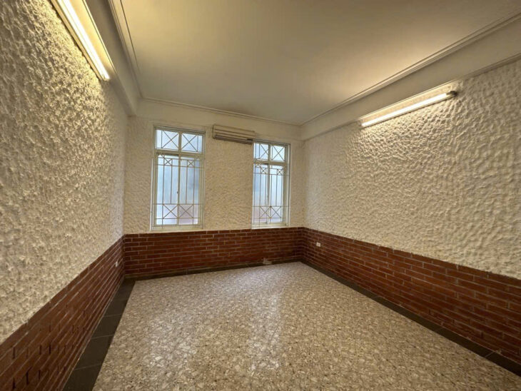 ???? BÁN ĐẤT TẶNG NHÀ BỒ ĐỀ 85M2 ,mt5m ô tô vào nhà , hiếm đẹp , giá 15,7 tỷ