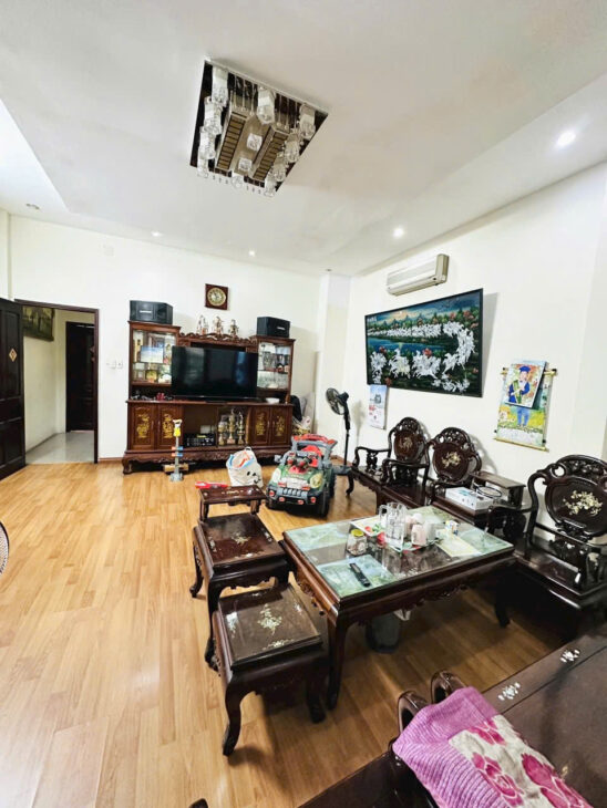 BÁN NHÀ HẺM 8M BÌNH GIÃ, TÂN BÌNH – 80M2, 3 TẦNG, 4PN, 13.4 TỶ – SỔ ĐỎ CHÍNH CHỦ