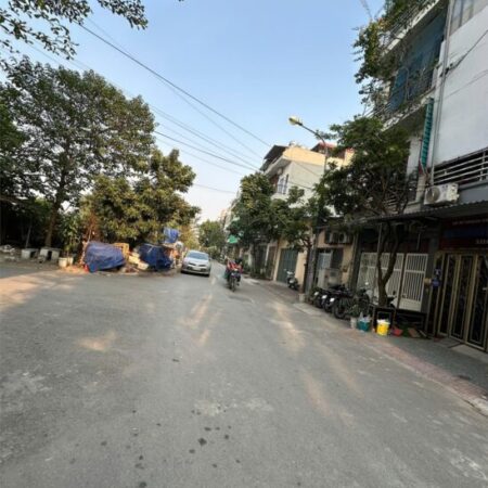 70m Phân Lô Liền kề Vạn Phúc Hà Đông hơn 9 Tỷ 70m Phân Lô Liền kề Vạn Phúc Hà Đông hơn 9 Tỷ