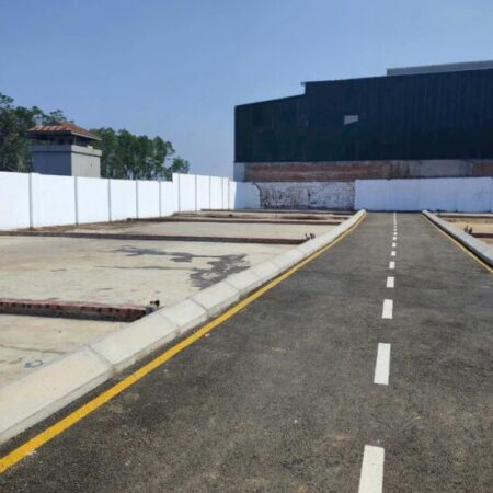 Bán đất siêu phẩm mặt phố Trục chính Phú Mãn, diện tích to, giá rẻ nhất khu vực 118m 2.9tỷ Bán đất siêu phẩm mặt phố Trục chính Phú Mãn, diện tích to, giá rẻ nhất khu vực 118m 2.9tỷ