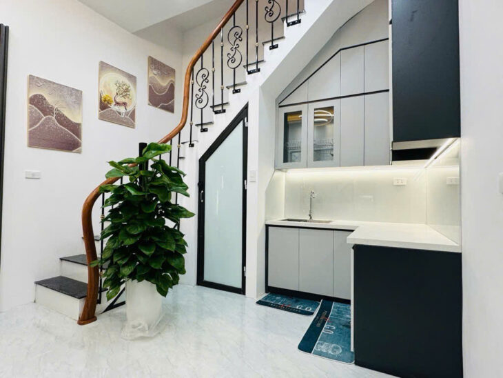 BÁN NHÀ KIM MÃ – 32M2 X 5 TẦNG – 5.5 TỶ – OTO NGÕ TO 3 BÁNH – 3 BƯỚC RA MẶT PHỐ