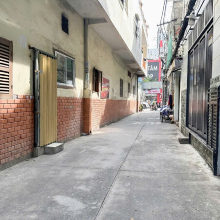HẠ CHÀO 1.5 TỶ , BÁN NHÀ SÁT MT CÁCH MẠNG THÁNG 8 – Q.10 68M2 NỞ HẬU – 6,9 TỶ . HẠ CHÀO 1.5 TỶ , BÁN NHÀ SÁT MT CÁCH MẠNG THÁNG 8 – Q.10 68M2 NỞ HẬU – 6,9 TỶ .