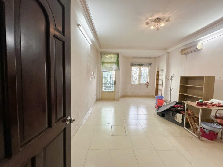 HẠ CHÀO 1.5 TỶ , BÁN NHÀ SÁT MT CÁCH MẠNG THÁNG 8 – Q.10 68M2 NỞ HẬU – 6,9 TỶ .