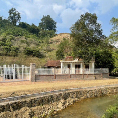 Đất nền du lịch bám suối cực đẹp tại Mộc Châu giá rẻ sang nhượng gấp. Đất nền du lịch bám suối cực đẹp tại Mộc Châu giá rẻ sang nhượng gấp.