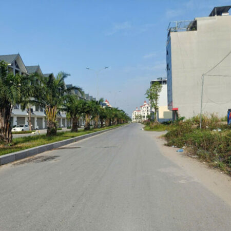 DV Lai Xá 112m2- MT8.2m, trục chính 30m, tiện ích Hinode, giá 20.5 tỷ