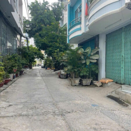 NHÀ C4 2 MẶT HẺM 6M XE TẢI VI VU K QUI HOẠCH 4X20M GIẢM SỐC CHỈ NHỈNH 5 TỶ