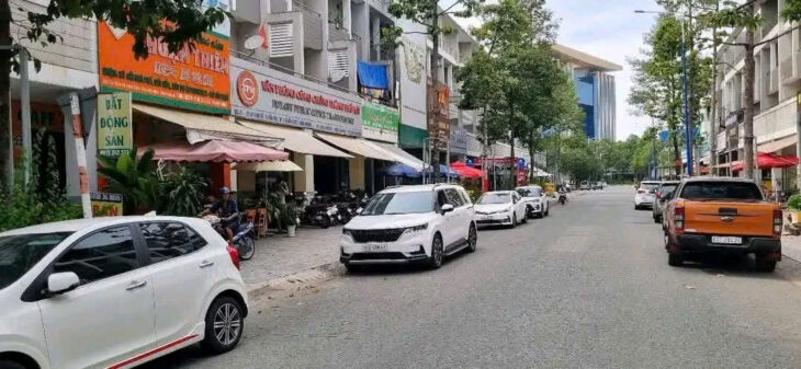 chính chủ bán nhà đẹp sát trung tâm hành chính tp mới binh dương 122m