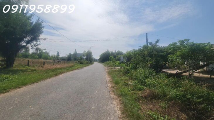 Bán 20m x 47 đất thổ cư Đường Cù Chính Lan, thị xã LaGi HẠ GIÁ 50% Chỉ 100 triệu/m ngang