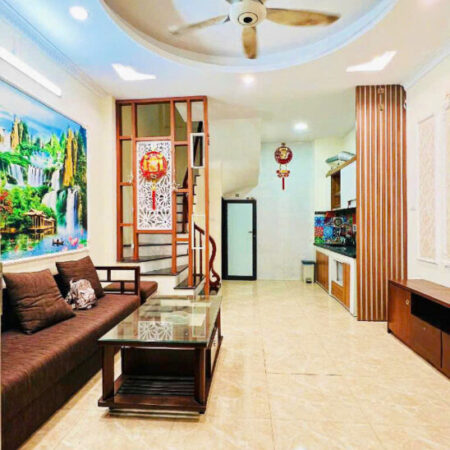 NHÀ MỚI_ĐÓN TẾT – NHÀ ĐẸP LONG BIÊN – FULL NỘI THẤT – Ô TÔ ĐỖ CỔNG – GẦN PHỐ – GẦN TRƯỜNG – GẦN