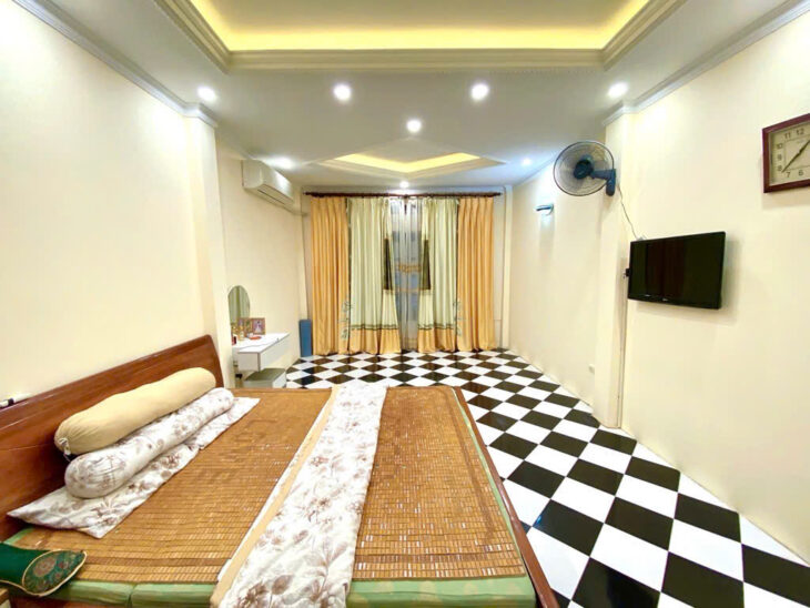 BÁN NHÀ NGỌC THỤY –LONG BIÊN NGÕ THÔNG Ô TÔ ĐỖ CỬA – HAI THOÁNG TRƯỚC SAU DT 37M X 5 TẦNG GIÁ