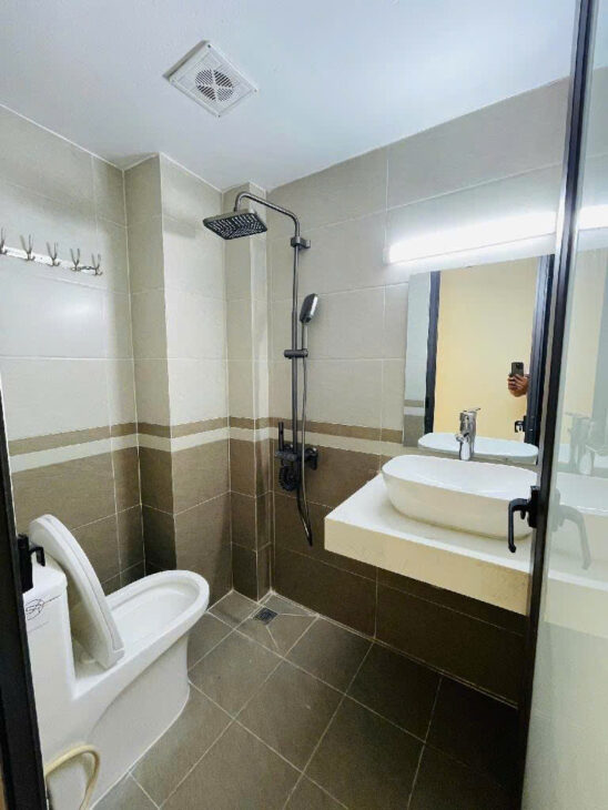 NGỌC KHÁNH – 53M2 X 5 TẦNG – 9.8 TỶ – OTO NGỦ TRONG NHÀ – THANG MÁY – KINH DOANH SANG