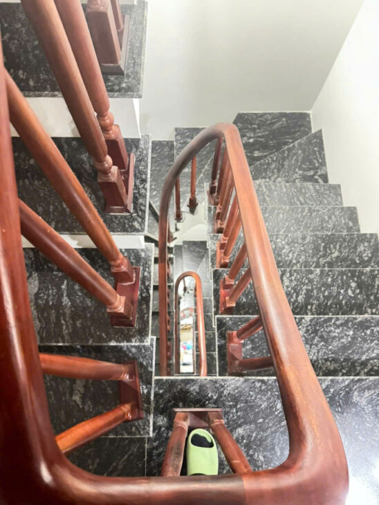 SIÊU HIẾM – NHÀ NGỌC THUỴ – LONG BIÊN – 63M x 5 TẦNG – GIÁ NHỈNH 6 TỶ VỊ TRÍ ĐỈNH – CÁCH 20M RA