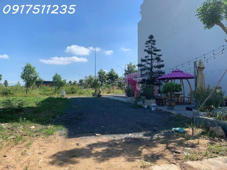 2.2 tỷ Long hưng khu 4 thương mại- đường thông=> công viên. 100m2 sổ hồng