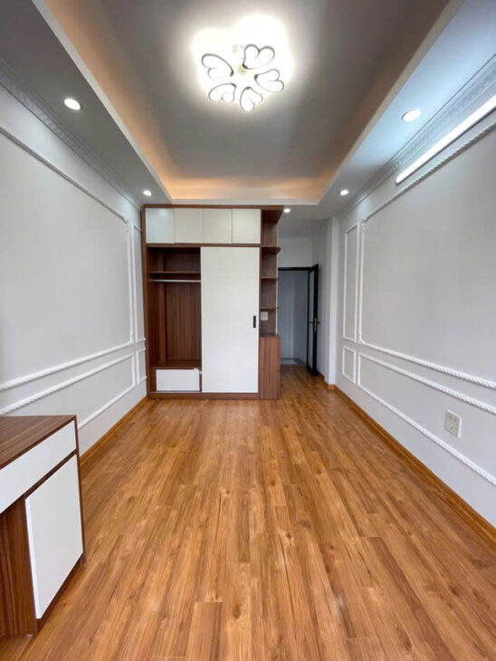 NHÀ MỚI- ĐẸP ĐỦ NỘI THẤT PHÚC LỢI- LONG BIÊN 30M2, 4 TẦNG, MT 4M,NHỈNH 4 TỶ.
