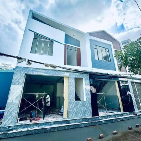 **Chỉ Với 300 Triệu – Sở Hữu Ngay Căn Nhà Xịn Mịn Đón Tết**