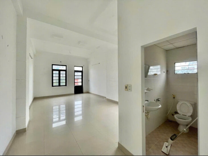 ???? CHO THUÊ NHÀ 3 TẦNG MẶT TIỀN BÀ TRIỆU – giá thấp!