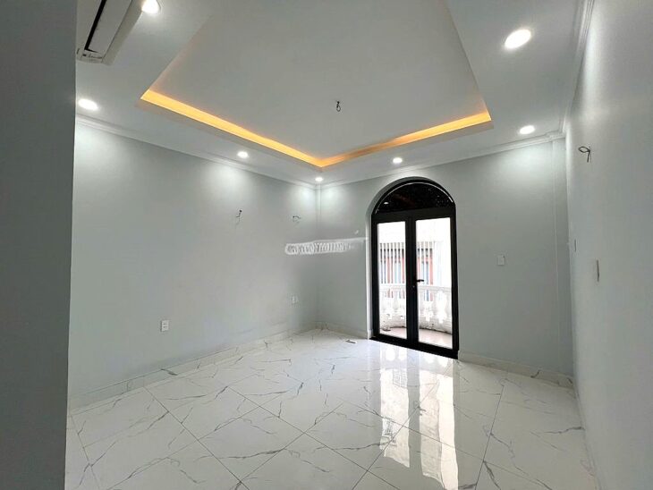 Nhà hxh Lê Trọng Tấn, 1 lửng 3 lầu 4pn5wc như hình, giá 17tr/th