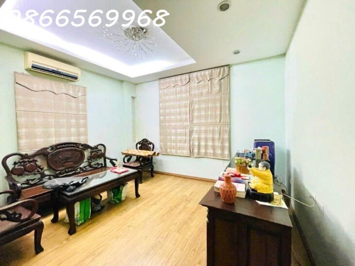 NHÀ DÂN XÂY 2 THOÁNG, 38M, MT 4.3M, GẦN TRƯỜNG CHỢ, THÀNH CÔNG, BA ĐÌNH, 7.79 TỶ