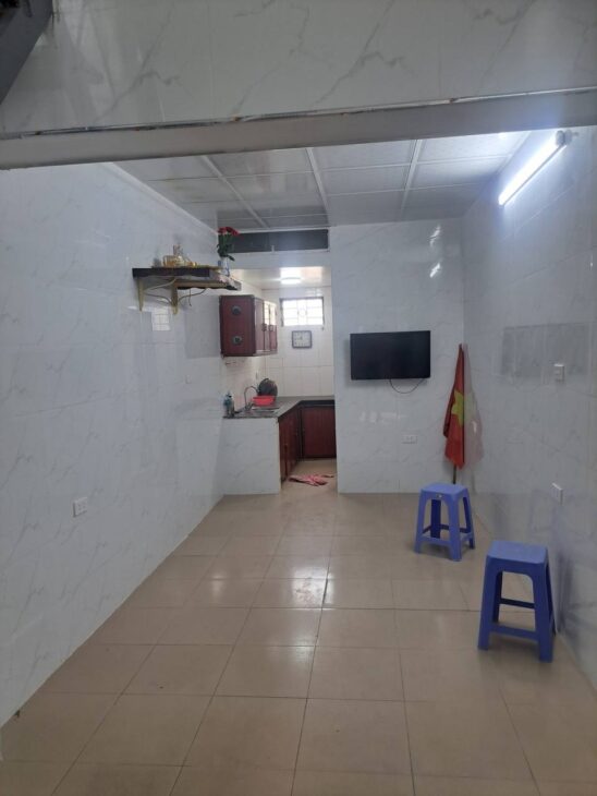 Bán nhà Vĩnh Hưng giá 1.75 tỷ, diện tích 25m2, 2 tầng, mặt tiền 3m