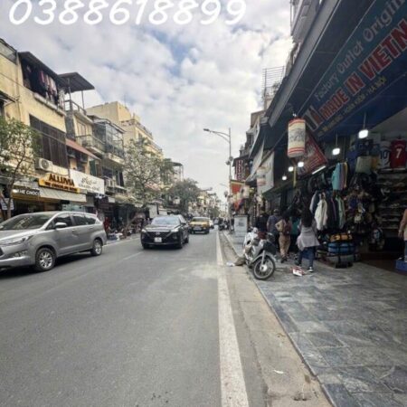 NHÀ MẶT PHỐ HÀNG ĐÀO,HOÀN KIẾM, 141M x 4T THANG MÁY, DÒNG TIỀN 200TR/TH,134.8 TỶ