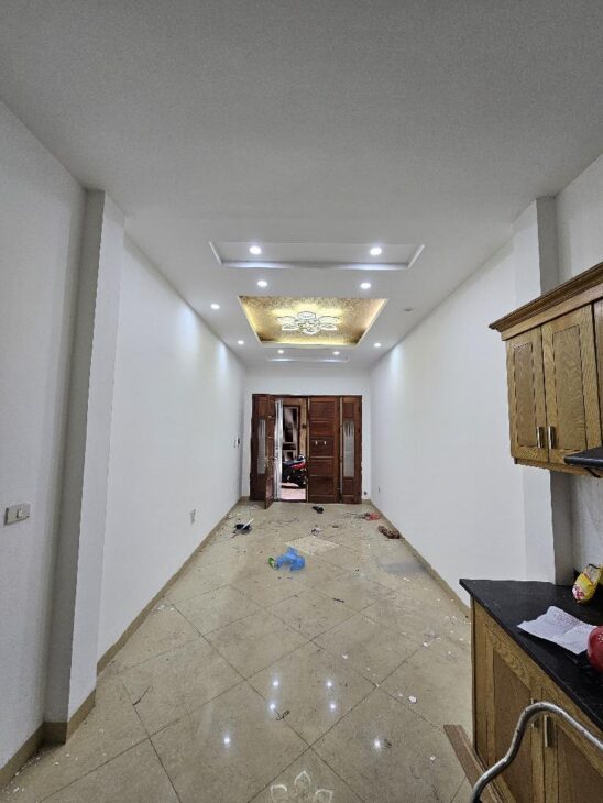 BÁN NHÀ- NGỌC THỤY- CẠNH TRƯỜNG VIỆT PHÁP- CÔNG VIÊN NGỌC THỤY- DÂN XÂY- TẶNG NỘI THẤT -NHỈNH 5 TỶ