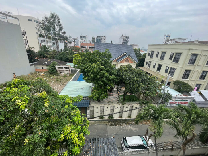 HXH THẲNG TẮP 120M2 3 TẦNG NGAY BẾN XE MIỀN ĐÔNG NHỈNH 15.5 TỶ