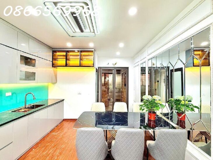 NHÀ ĐẸP ĐÓN TẾT, XUÂN LA,TÂY HỒ, 40M x 6T THANG MÁY, Ô TÔ, FULL NỘI THẤT,15.34 TỶ