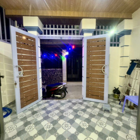 MUA NHÀ SANG- ĐÓN XUÂN tại Quận 2?