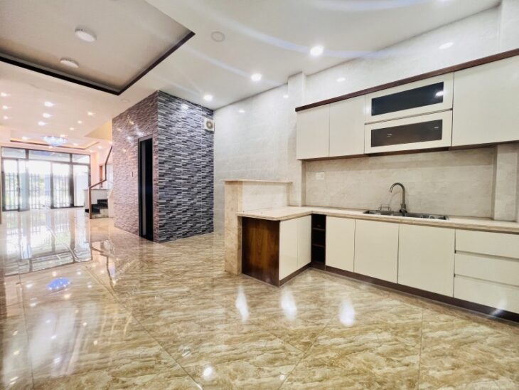 Bán nhà 85m2, 3 tầng, 5PN, 4WC, Linh Xuân, Thủ Đức – 5.9 tỷ