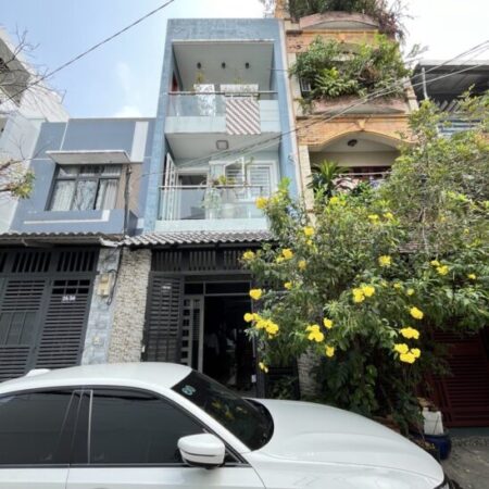 [P2Q8].SIÊU PHẨM DƯƠNG BÁ TRẠC Ô TÔ ĐẬU TRƯỚC CỬA HOẶC NGỦ TRONG NHÀ . HẺM 2 XE TẢI TRÁNH NHAU