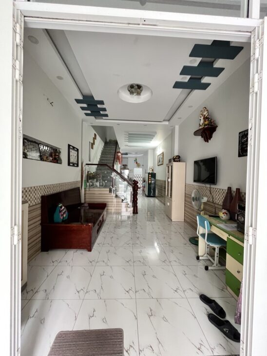 HẺM 2 XE TẢI TRÁNH NHAU , Ô TÔ ĐẬU TRƯỚC CỬA HOẶC NGỦ TRONG NHÀ. [P2Q8].SIÊU PHẨM DƯƠNG BÁ TRẠC.
