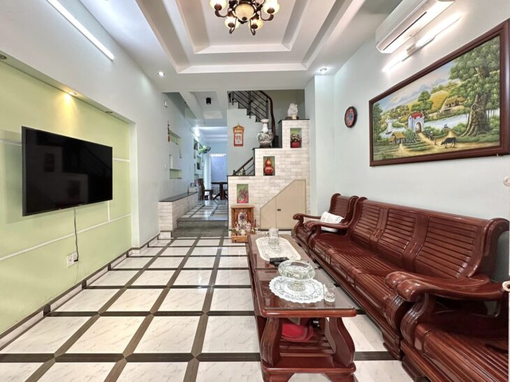 Nhà Mới 5 Tầng, 45m2 Tại Ngọc Thụy Long Biên – giá hợp lý! 0902318197