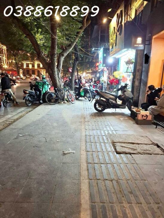 NHÀ MẶT PHỐ VĂN MIẾU, 90/120M, MT 5M, VỈA HÈ Ô TÔ TRÁNH, SIÊU KINH DOANH, 49.8 TỶ