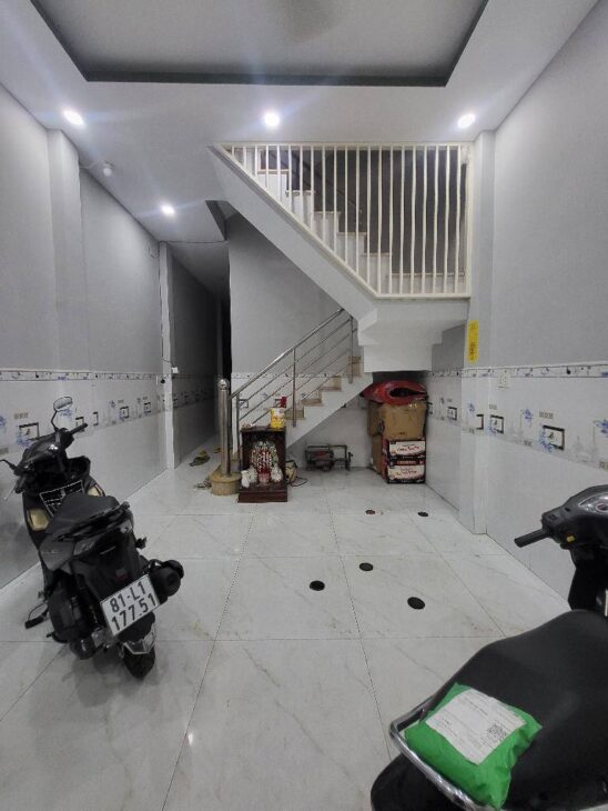 Bán nhà đường Khuông Việt – Phú Trung – Tân Phú – 73m2 – 3 tầng btct – xe hơi tránh – Chỉ 8,3 tỷ