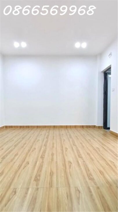 NHÀ ĐẸP Ở NGAY, NGÃ TƯ SỞ, 40M x 4T, Ô TÔ ĐỖ CỬA, KINH DOANH, GẦN PHỐ, 9.94 TỶ