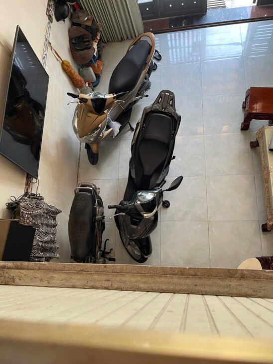 BÁN NHÀ QUẬN 8 – 3 TẦNG HOÀN CÔNG ĐỦ – HẺM XE TẢI – 5TỶ LH 0399833339