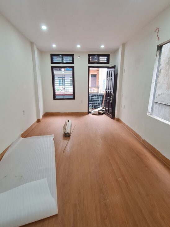 NHÀ ĐẸP TÂY HỒ, NGÕ THÔNG, NÔNG GẦN Ô TÔ, GẦN HỒ TÂY LỘNG GIÓ (CHỈ 7.X TY)