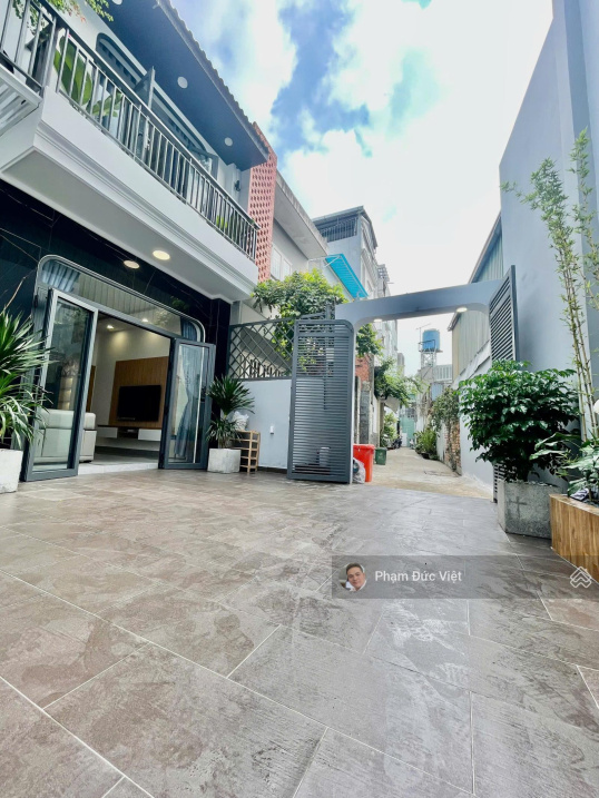 VILLA TUYỆT VỜI ĐỂ NGHỈ NGƠI VÀ HƯỞNG THỤ 331/ Phan Huy ích, P14, Q.Gò Vấp GIÁ BÁN: 7,8 tỷ 102m2