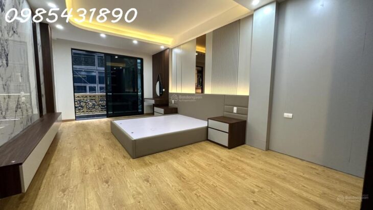 Bán gấp nhà có lộc đường con cái Ngõ 250 Phố Tân Mai HM HN. SĐ50m2, XD35m2*5T mới Trước nhà ~3m.