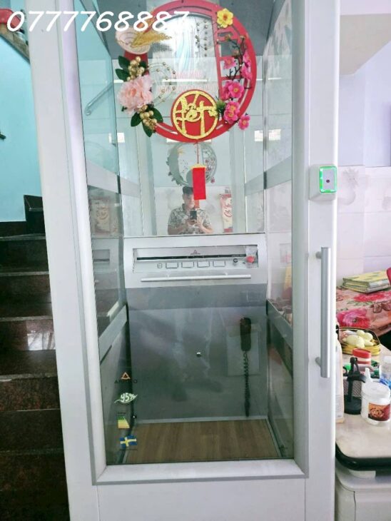 Bán nhà góc 2MT ngay Nguyễn Thị Thập, P Tân Quy, Quận 7. có thang máy