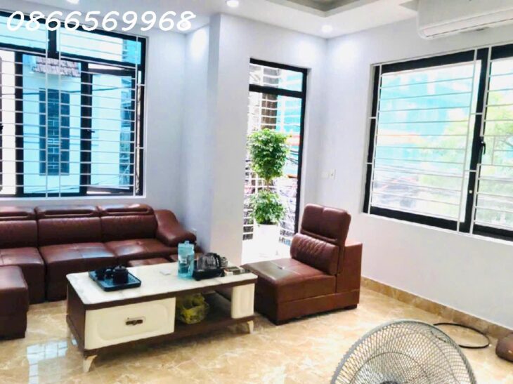 PHÂN LÔ Ô TÔ 45/55M x 4T, HOÀNG QUỐC VIỆT,CẦU GIẤY, VỪA Ở VỪA KINH DOANH, SỔ ĐẸP, 15.75 TỶ