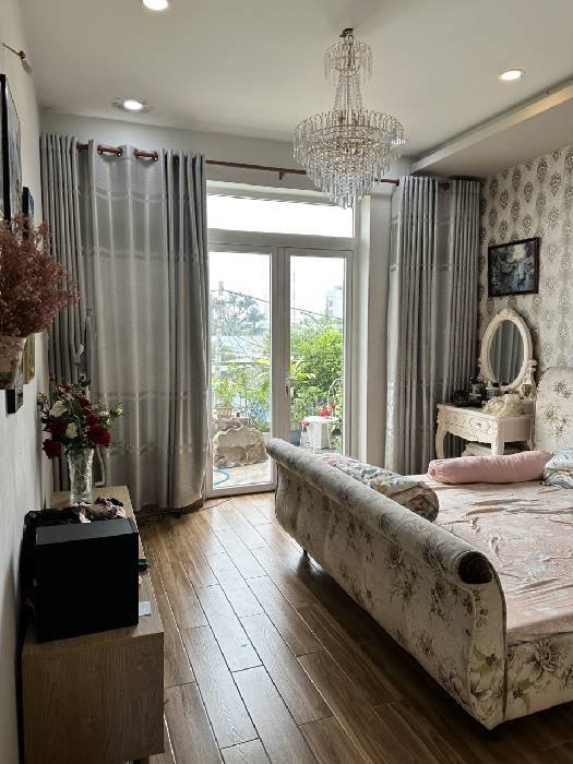 Bán nhà Ngay Cầu Vượt Hương Lộ 2 – Đường 6m – 112m2 – 2 tầng đúc bt – Nhỉnh 5 tỷ