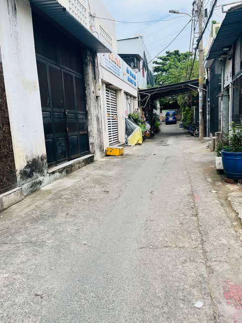 NHÀ ĐẸP GIÁ RẺ 2 Tầng Giá Chỉ 3 Tỷ 4 SHR Hẻm Xe Hơi Tân Thới Hiệp Sát Gò Vấp