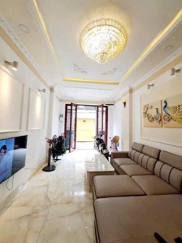 – Mặt Tiền hẻm kinh doanh, Ngay chợ Phước Long, thu nhập 144tr/Năm 3 tầng, Hẻm xe hơi, 3,6×14, 115