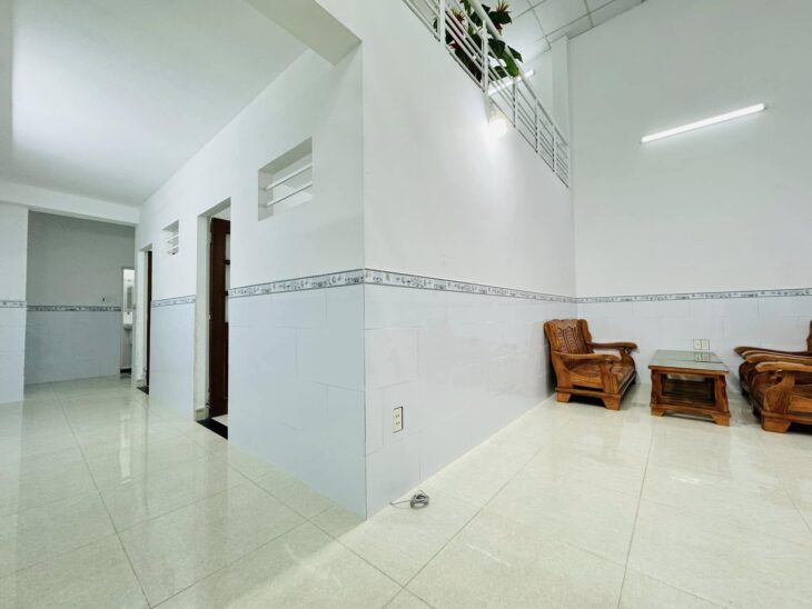 # Nhà Kiệt 3m Trần Cao Vân gần Nguyễn Tất Thành 75m2, ngang 6m, gác đúc 3Pn, Bãi đậu Ô tô gần, 2.65